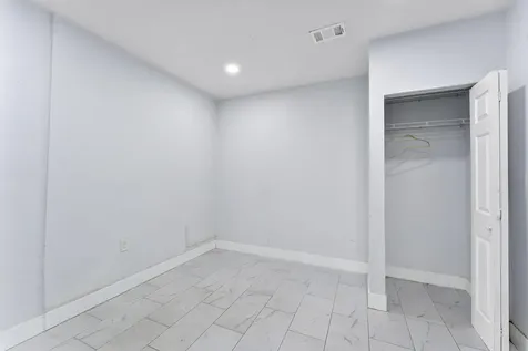 400 Nw 98th Avenue Pembroke Pines FL 33024