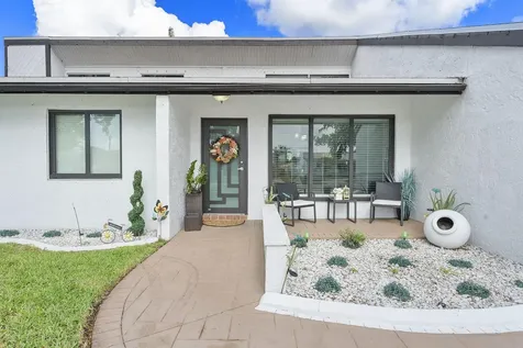 400 Nw 98th Avenue Pembroke Pines FL 33024