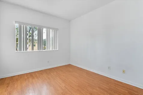 1407 S Santa Catalina Circle North Lauderdale FL 33068