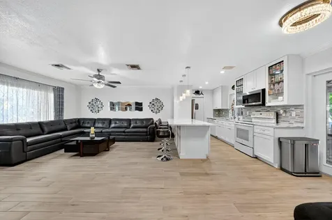 407 Highwood Circle Jupiter FL 33458