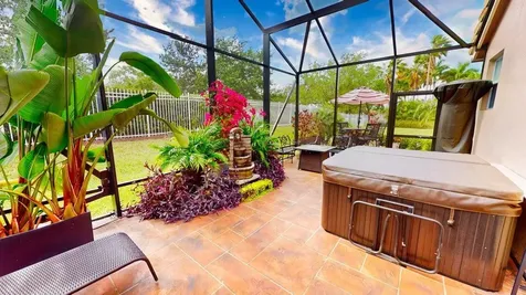 10112 Sw Oak Tree Circle Port Saint Lucie FL 34987