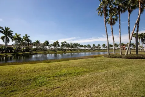 10112 Sw Oak Tree Circle Port Saint Lucie FL 34987