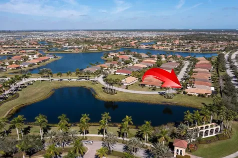 10112 Sw Oak Tree Circle Port Saint Lucie FL 34987