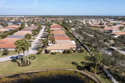10112 Sw Oak Tree Circle Port Saint Lucie FL 34987