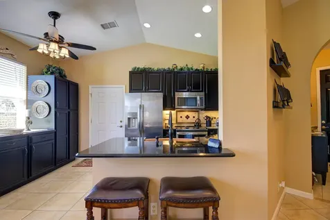 10112 Sw Oak Tree Circle Port Saint Lucie FL 34987