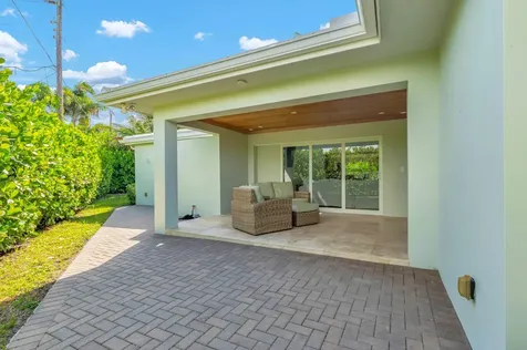 471 N Juno Lane Juno Beach FL 33408