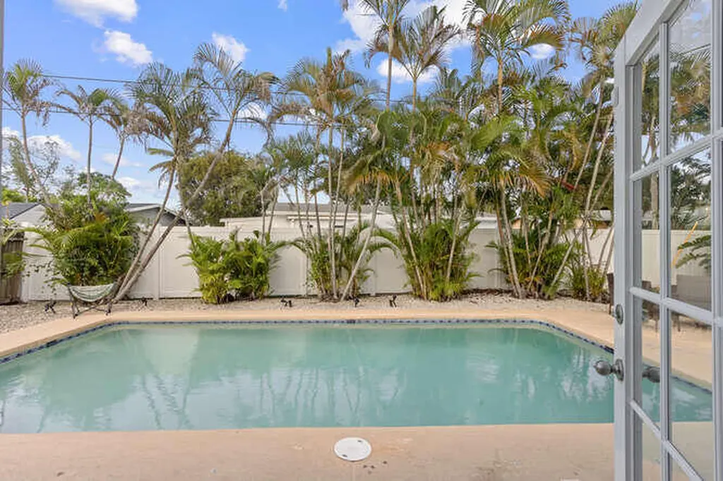 2630 Ne 10th Avenue Pompano Beach FL 33064