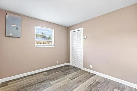 3717 Pinewood Avenue West Palm Beach FL 33407