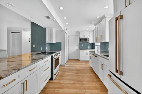 5340 Nw 2nd Avenue Boca Raton FL 33487