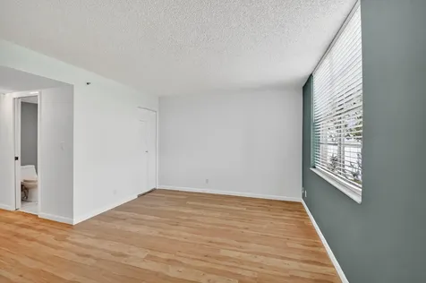 5340 Nw 2nd Avenue Boca Raton FL 33487