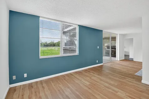 5340 Nw 2nd Avenue Boca Raton FL 33487