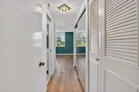 5340 Nw 2nd Avenue Boca Raton FL 33487