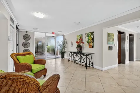 5340 Nw 2nd Avenue Boca Raton FL 33487