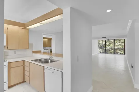 6133 Balboa Circle Boca Raton FL 33433