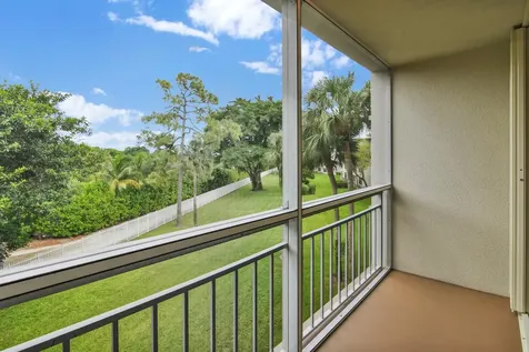 6133 Balboa Circle Boca Raton FL 33433
