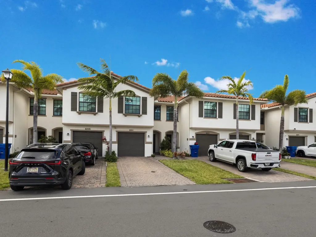 6011 Woods Edge Circle Riviera Beach FL 33410