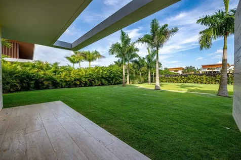 21 Flamboyanes Casa de Campo DR 22000