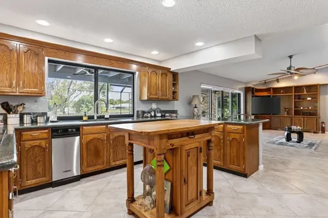 11351 Nw 11th Court Coral Springs FL 33071