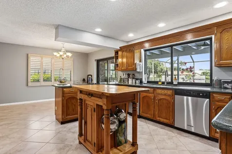 11351 Nw 11th Court Coral Springs FL 33071