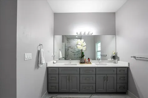 448 Sw Vista Lake Drive Port Saint Lucie FL 34953