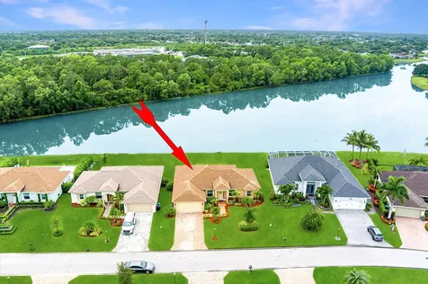 448 Sw Vista Lake Drive Port Saint Lucie FL 34953