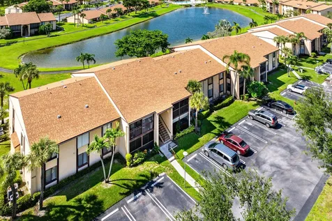 826 Sky Pine Way Greenacres FL 33415