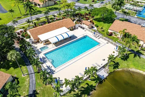 826 Sky Pine Way Greenacres FL 33415