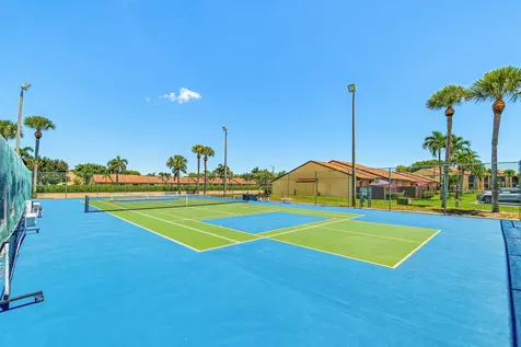 826 Sky Pine Way Greenacres FL 33415