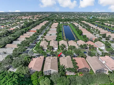 7932 Seagrape Shores Drive Lake Worth FL 33467