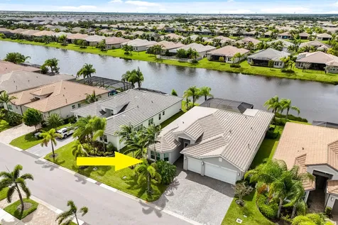 10985 Sw Ivory Springs Lane Port Saint Lucie FL 34987