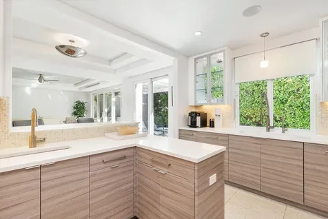 216 Colonial Lane Palm Beach FL 33480