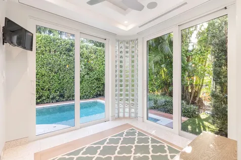 216 Colonial Lane Palm Beach FL 33480