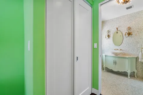 216 Colonial Lane Palm Beach FL 33480