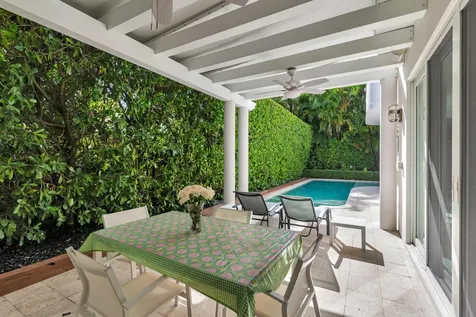 216 Colonial Lane Palm Beach FL 33480