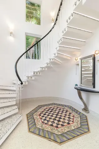 216 Colonial Lane Palm Beach FL 33480