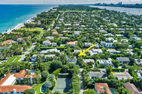 216 Colonial Lane Palm Beach FL 33480