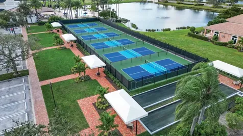 146 Se Palma Street Port Saint Lucie FL 34984