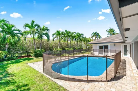 2367 Queen Palm Road Boca Raton FL 33432