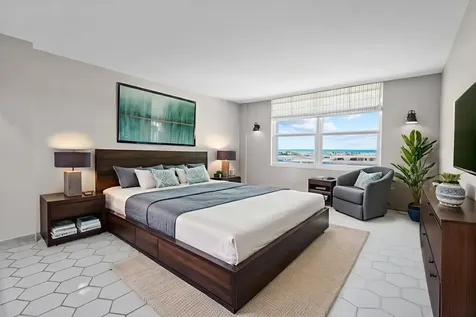 2295 S Ocean Boulevard Palm Beach FL 33480