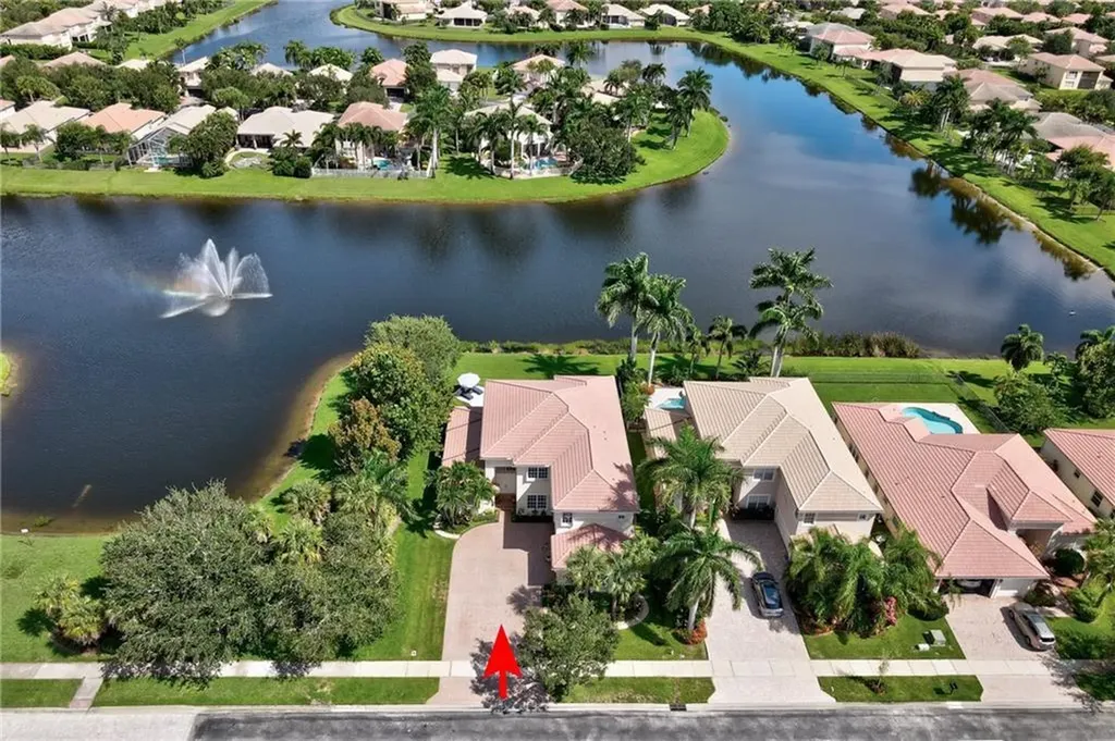1828 Grey Falcon Circle Vero Beach FL 32962