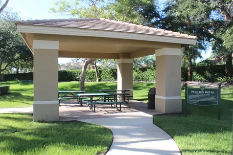 1828 Grey Falcon Circle Vero Beach FL 32962