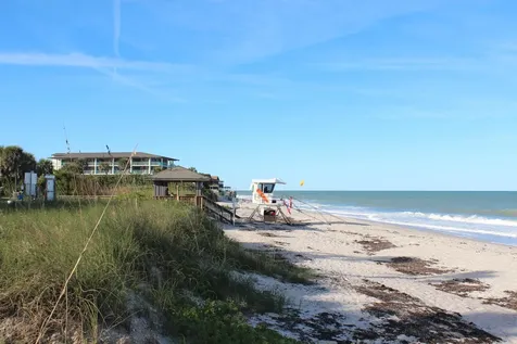 1828 Grey Falcon Circle Vero Beach FL 32962