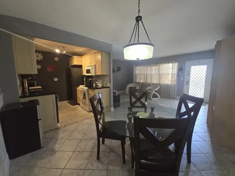 2010 Westbury F Deerfield Beach FL 33442