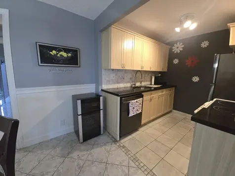 2010 Westbury F Deerfield Beach FL 33442