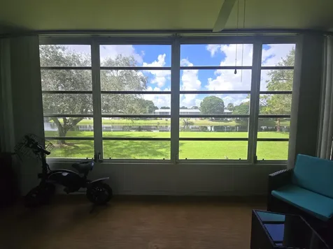 2010 Westbury F Deerfield Beach FL 33442