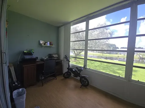 2010 Westbury F Deerfield Beach FL 33442