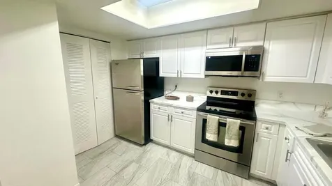 5025 Wiles Road Coconut Creek FL 33073