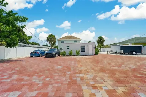 305 Cypress Drive Lake Park FL 33403