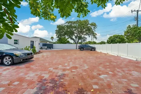 305 Cypress Drive Lake Park FL 33403