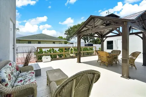 305 Cypress Drive Lake Park FL 33403